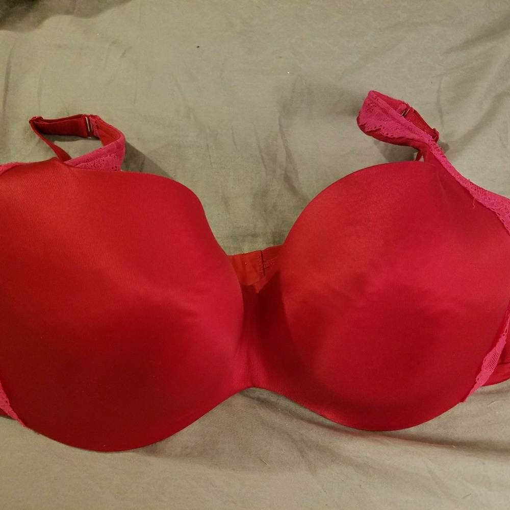Cacique red bra 42DD